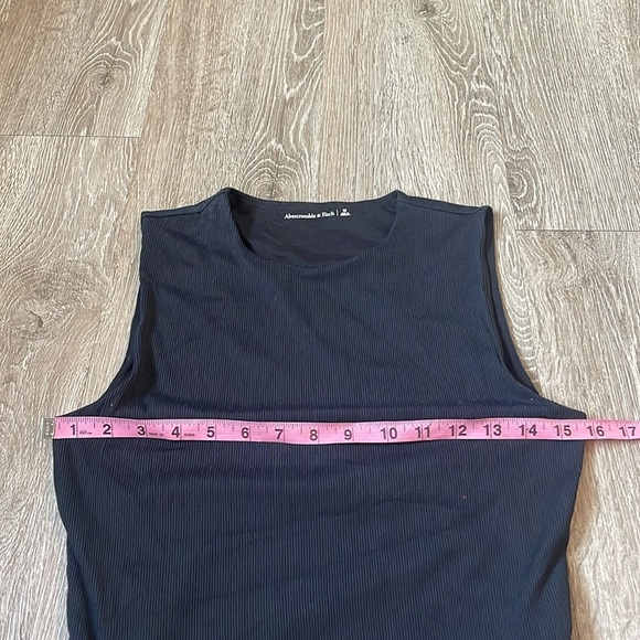 Abercrombie and Fitch Crew Shell Bodysuit - Black medium ribbed thick - Picture 4 of 7